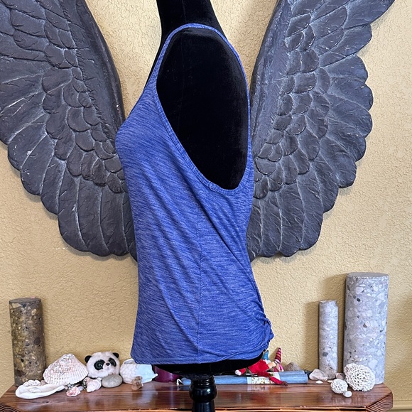 Lululemon Open Back Tank Top - Picture 2 of 3